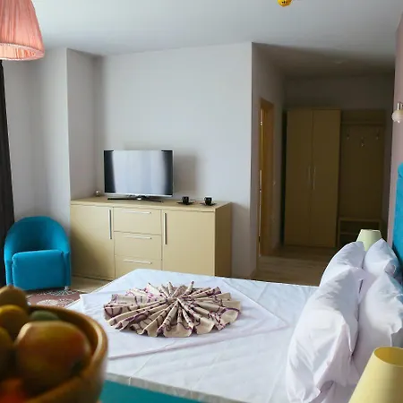 Sangria Luxury Family 3* Năvodari