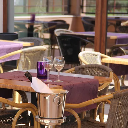 Sangria Luxury Family Gasthuis