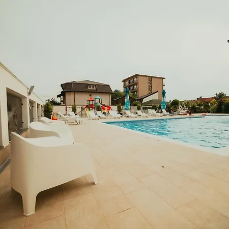 Sangria Luxury Family 3* Năvodari