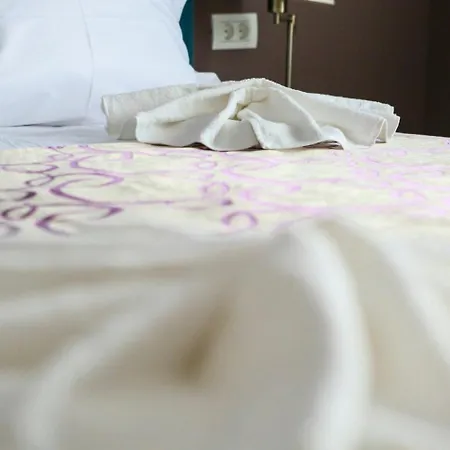 Sangria Luxury Family