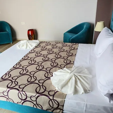 Sangria Luxury Family 3* Năvodari