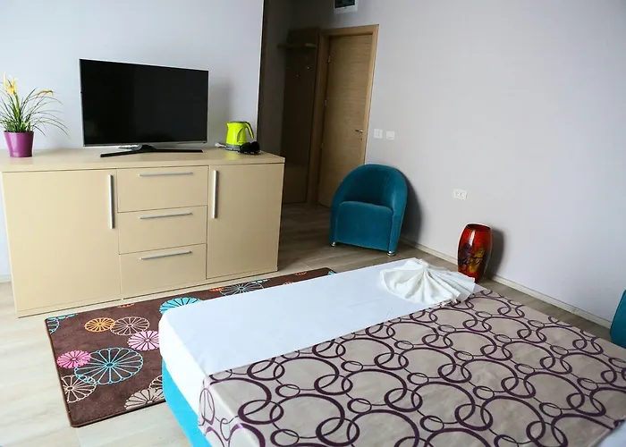 Sangria Luxury Family