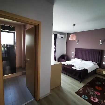 Guest house Sangria Luxury Family