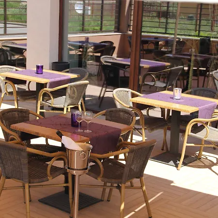 Sangria Luxury Family