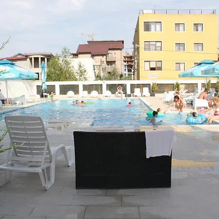 Sangria Luxury Family 3* Năvodari